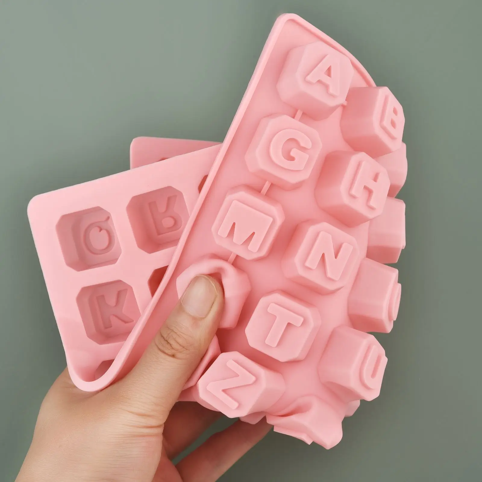 48 Letter Enghish Alphabet let - Soap Making Molds recension och pris